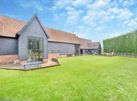 Clamp Farm Barn