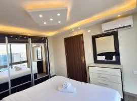 شقة فاخرة في أجمل مناطق عمان الدوار السابع مع أطلالة جميلة