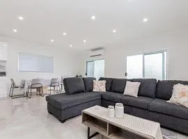 Entire House walk to South Bank mater