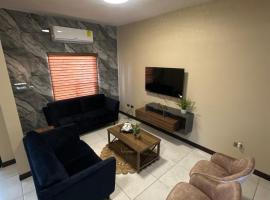 House in a private residential development, villa in Delicias