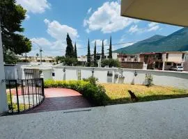 Centrally located and spacious residence for up to 30 people!