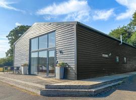 Yew Tree Barn - Hw7737, accessible hotel in Usk