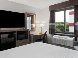 Ramada by Wyndham Cedar Rapids South