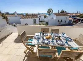 CoolHouses Algarve Luz, 3 Bed townhouse, lovely sea views, village centre, Casa Limoeiro 54LBC