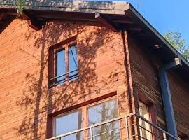 Šumarak Lodge、サラエボのシャレー
