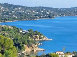 IRIA Beach, ξενοδοχείο στα Ίρια
