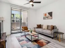 CozySuites Glendale - Westgate w pool 18