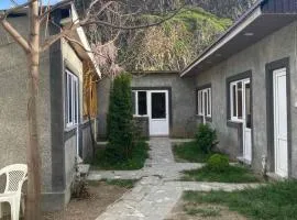 Dzorap Guest House
