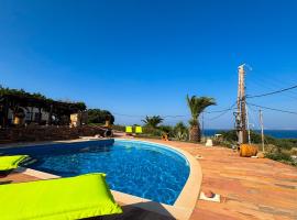 Tethys Apartments Karfas, hotel in Chios