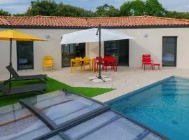 Villa des Hérondais avec piscine - idéal familles - 8 personnes