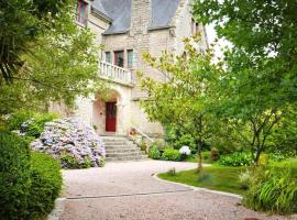 Villa en campagne à Langoëlan - Piscine privée, hotel v destinaci Langoëlan