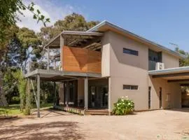 Secluded Island Oasis Pet Friendly