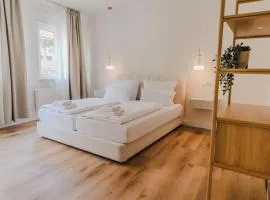 Business & Boutique Apartment - Parking lot