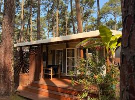 Mobil-home plage des casernes, hotel com spa em Seignosse