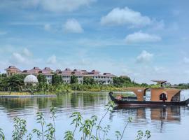 MAYFAIR Lake Resort, hotel v destinaci Rájpur