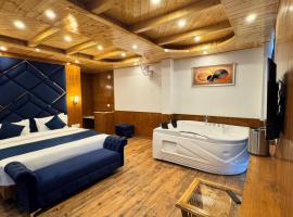 White Season Resort - Mountain View With Premium Rooms # Luxury Stay in Manali, hotel v destinaci Manāli