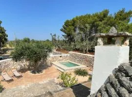 Trullo con piscina baby