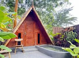 Triangle House and private hot spring