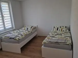 Red Bull Ring Private Room with Garden and Kitchen