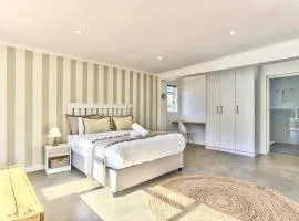 Family Home, WiFi, Patio, Secure Parking