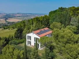 Nature Retreat - 5 Bedroom Villa with Park by Host Hero