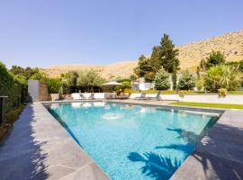 Ibis Lodge With Swimming Pool, planinska kuća u Palermu