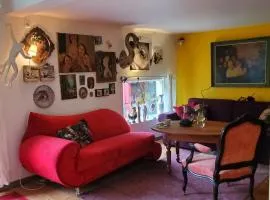 Artist's house for rent