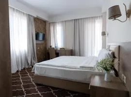 Gallery Inn Old Tbilisi