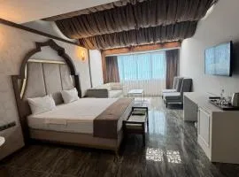 Ween Otel