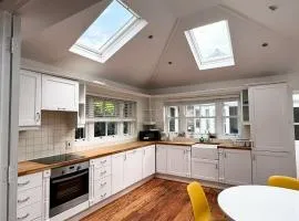 Shelbourne Cottages by RDS&AVIVA