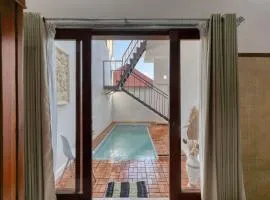 Rostin Mesari Villa