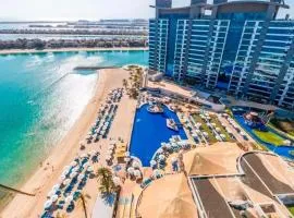 Palm Jumeirah Home - Beach Access