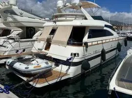 PALME Yacht - Cannes Port Canto - Pointe Croisette - Face à la Mer