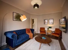 Luxe Home, Long Stay Savings, Central, Parking