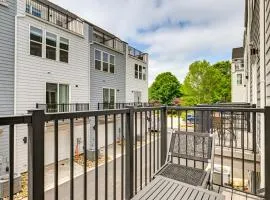 2 Mi to Dtwn Charlotte Unit with Rooftop Deck!
