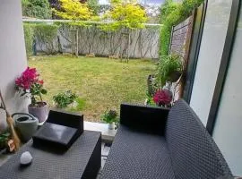 Appartement cosy à Caen avec terrasse et jardin
