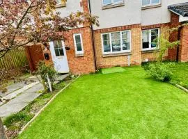 Glasgow 3 bed Guest House