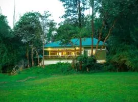 Tusker Inn Forest Lodge