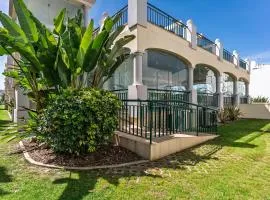 Bright 3-BR in Guia with Shared Pool