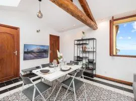 Bastion Ideally located, brightness, sea views