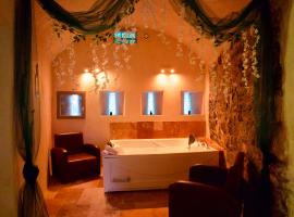 Les Secrets du Fort - Love Room unique, love hotel in Albertville