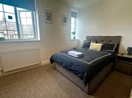Spectacular Modern, Private Apartment,15 Mins To Central London