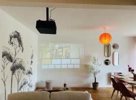 Le Cerisier Centre Fougères – hotel w mieście Fougères
