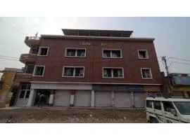 Hotel Royal Palm Inn होटल रॉयल पाम इन्न