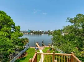 Luxe Family Condo with Gulf View in Dauphin Island!