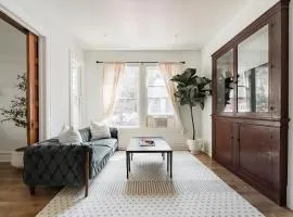 Stay Portland - The Étoile Suite - Nob Architecture & Boutiques