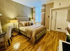 Isle Be Back-Ground Floor Flat