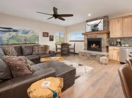 Pool Table, Expansive Mountain Views, New Construction, Close to Town