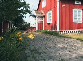 Peltohovi Guest house, hotel in Kouvola