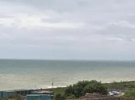 4-Bed Townhouse with Sea Views